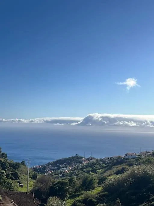 Sunset Valley House Ribeira Brava 0*,  Portugal